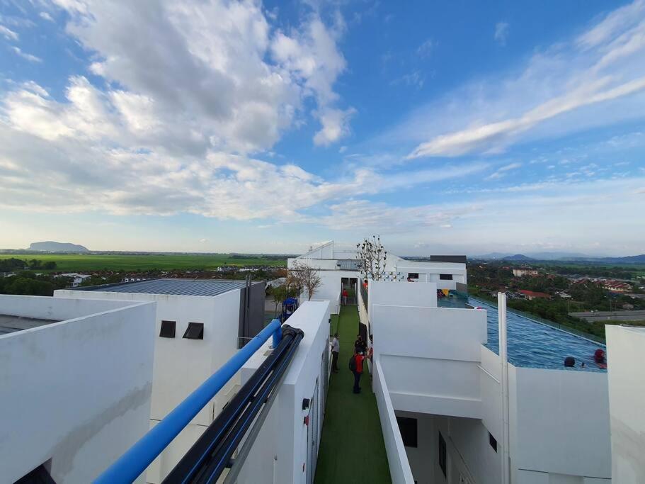 Myrumah Imperio Home , Alor Setar 3Br With Sky Infinity Pool Kültér fotó